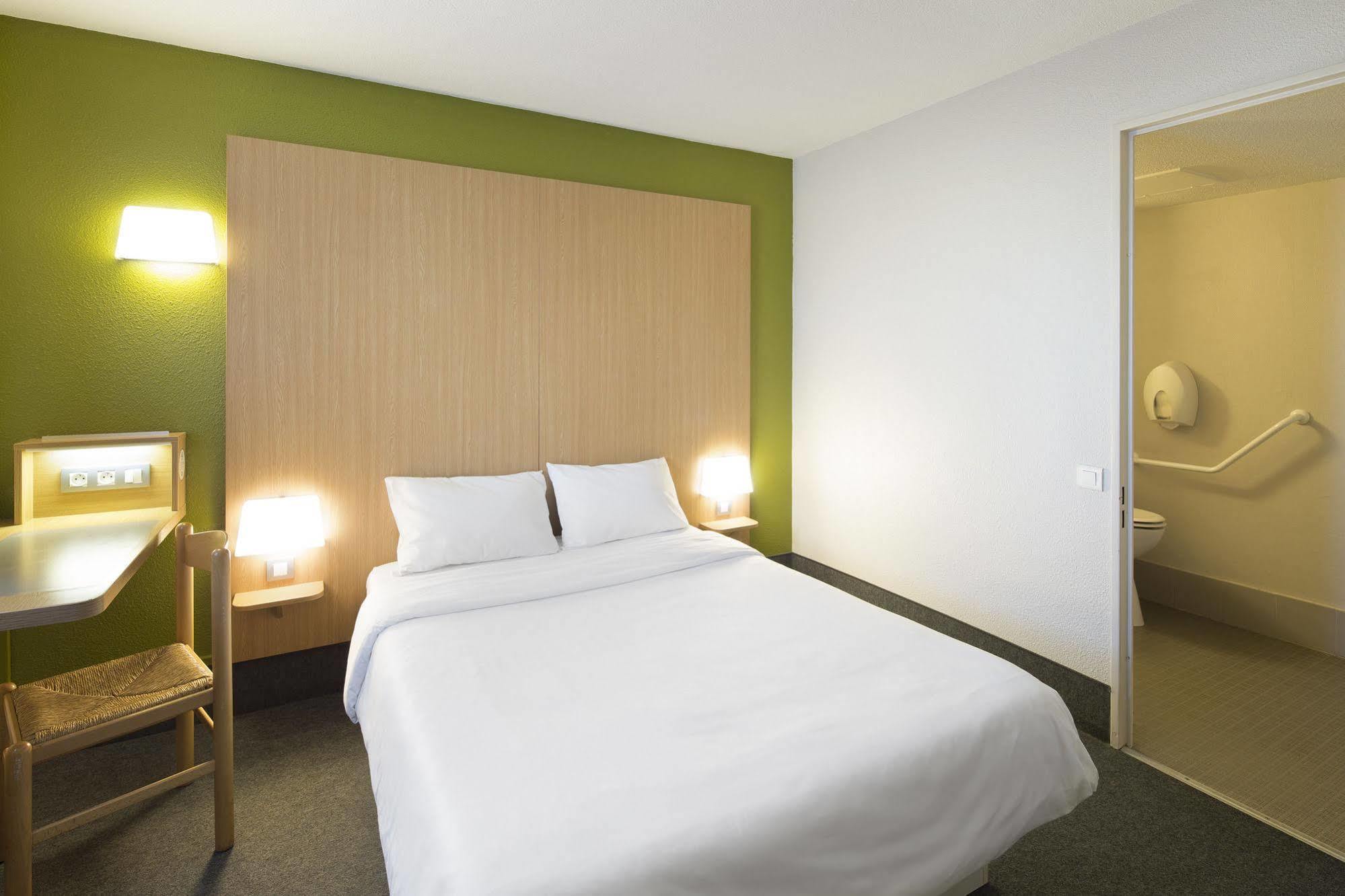 B&B Hôtel Paris Roissy CDG Aéroport Exterior foto