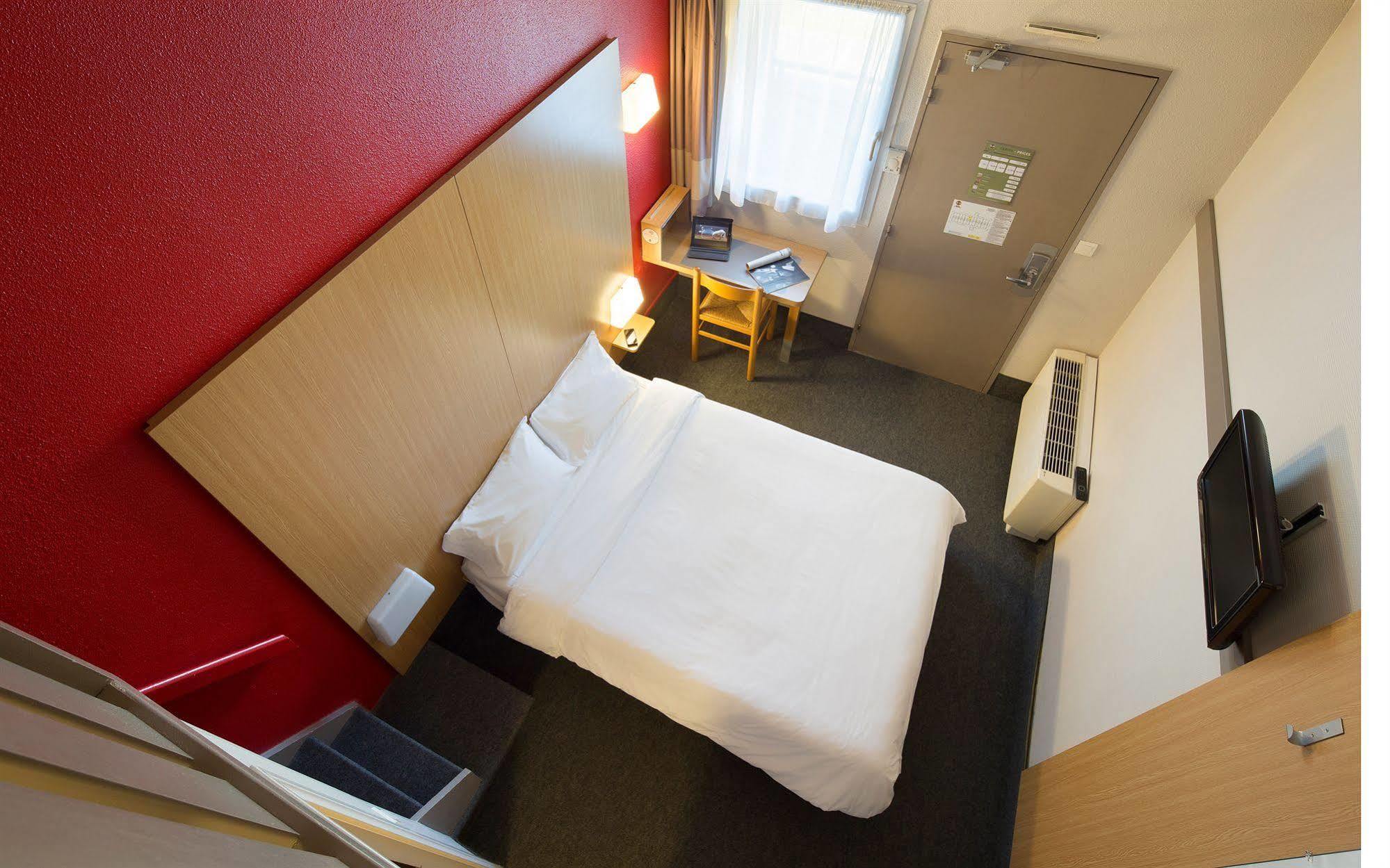 B&B Hôtel Paris Roissy CDG Aéroport Exterior foto
